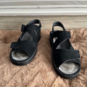Mephisto Mobils Hand Made Black Walking Sandal  Size 38
